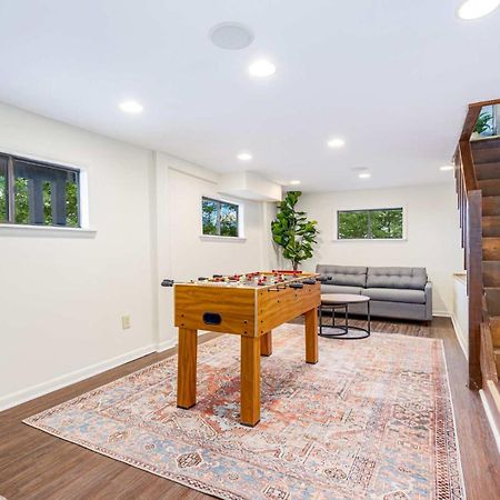 Amazing Views, Hot Tub, Fire Pit, Deck & Fireplace Inwood 外观 照片