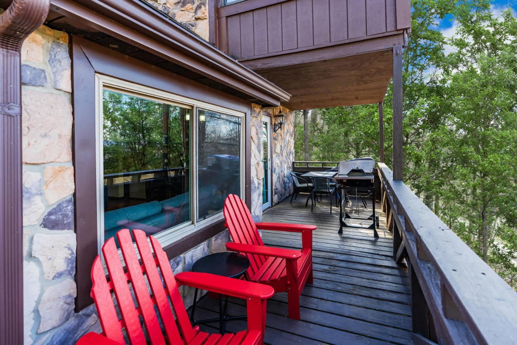 Amazing Views, Hot Tub, Fire Pit, Deck & Fireplace Inwood 外观 照片